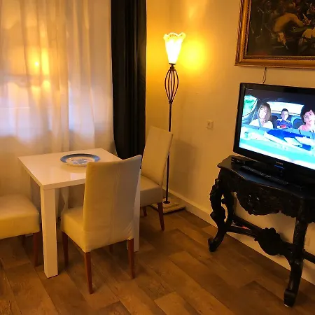 Fur Oktoberfest Apartment *