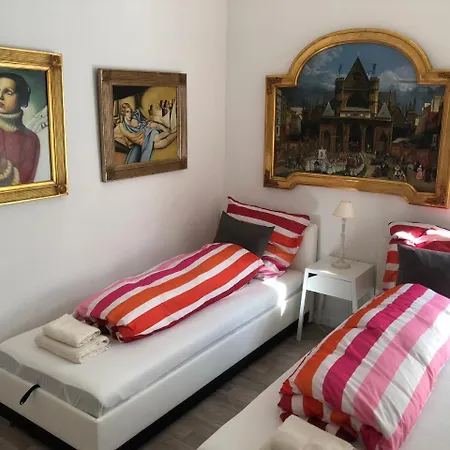Fur Oktoberfest Apartment Munich